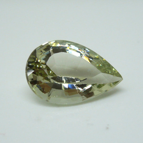 Berilo verde perilla