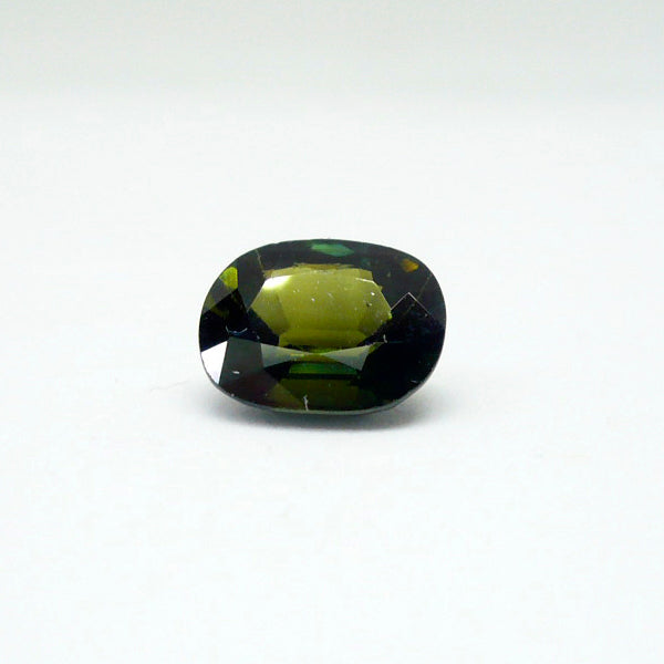 Zafiro verde oval