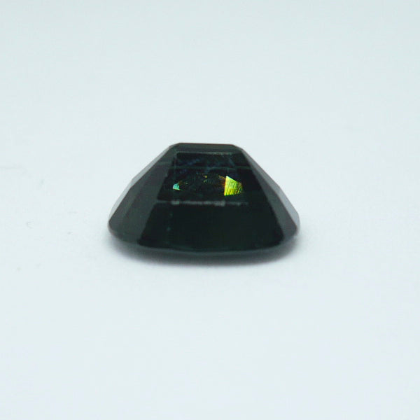 Zafiro verde oval