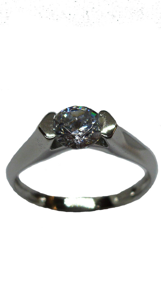 Solitario de oro blanco 18k con circonita