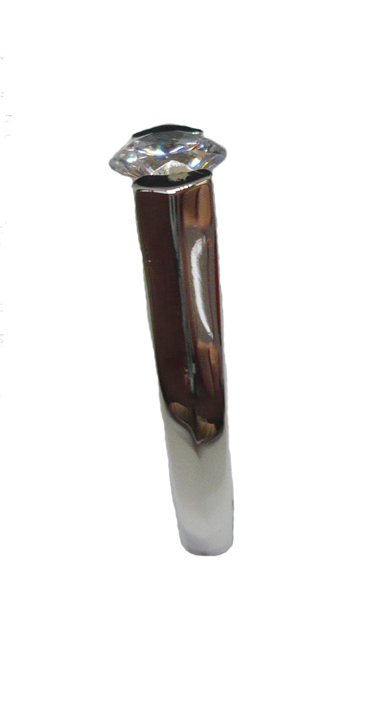 Solitario de oro blanco 18k con circonita