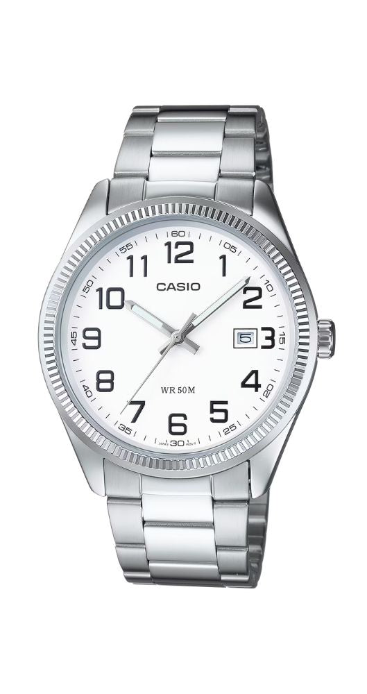 Reloj Casio Collection MTP-1302PD-7BVEF con esfera blanca y números arábigos negros. Calendario. Caja metalizada y armis de acero inox. Sumergible 50 metros. Garantía 2 años.
