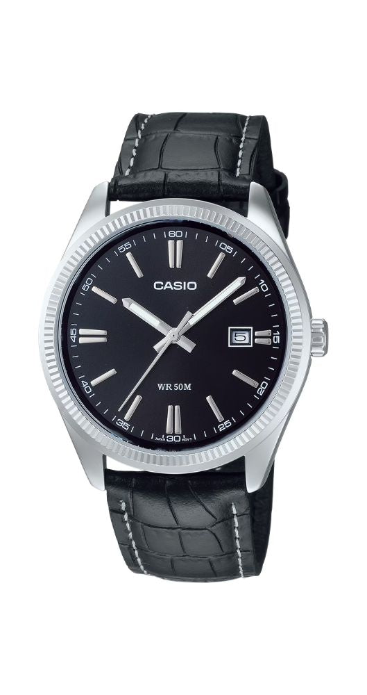 Reloj Casio Collection MTP-1302PL-1AVEF para hombre, con caja metalizada y correa de piel negra. Esfera negra con calendario. Sumergible 50 m. Garantía 2 años.