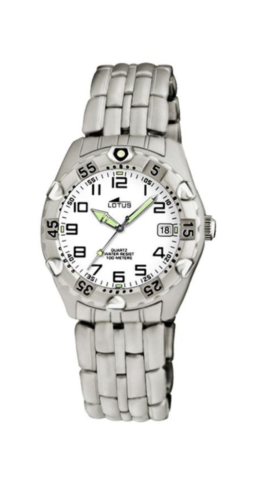 Reloj Lotus L15296-6 tamaño cadete con esfera blanca y números arábigos en negro, calendario y sumergible 100 metros. Caja y armis de acero inoxidable mate con cierre de pulsadores y de seguridad.