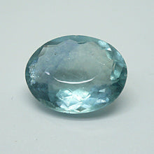 Fluorita talla oval. Origen Brasil