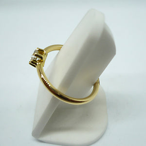 Solitario de oro 18k con zirconita