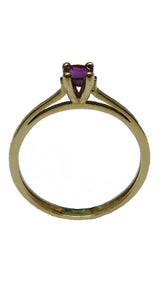Solitario oro amarillo 18k con RUBÍ
